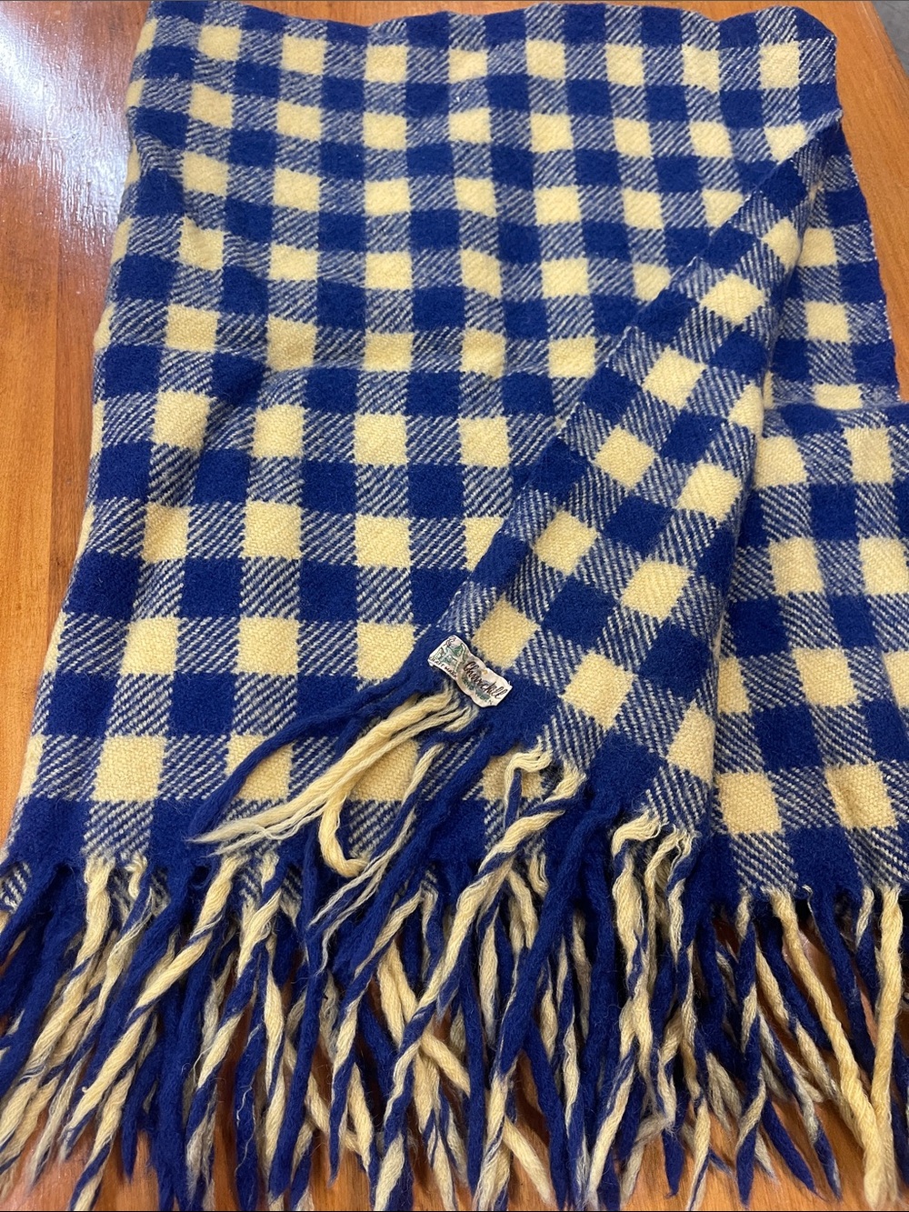 Churchill craft mark hand woven knit blanket